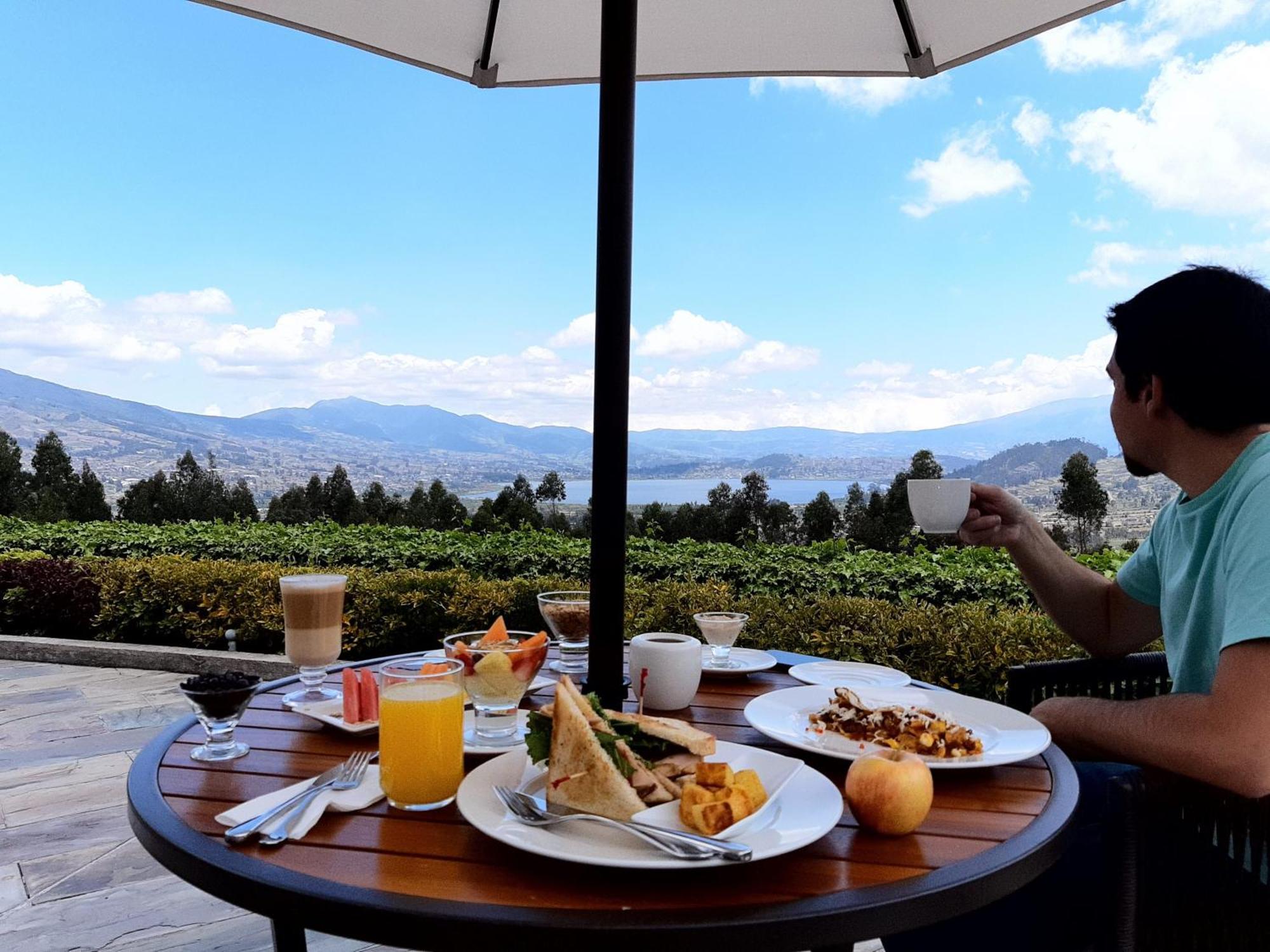 Hotel Medina Del Lago Otavalo Eksteriør billede