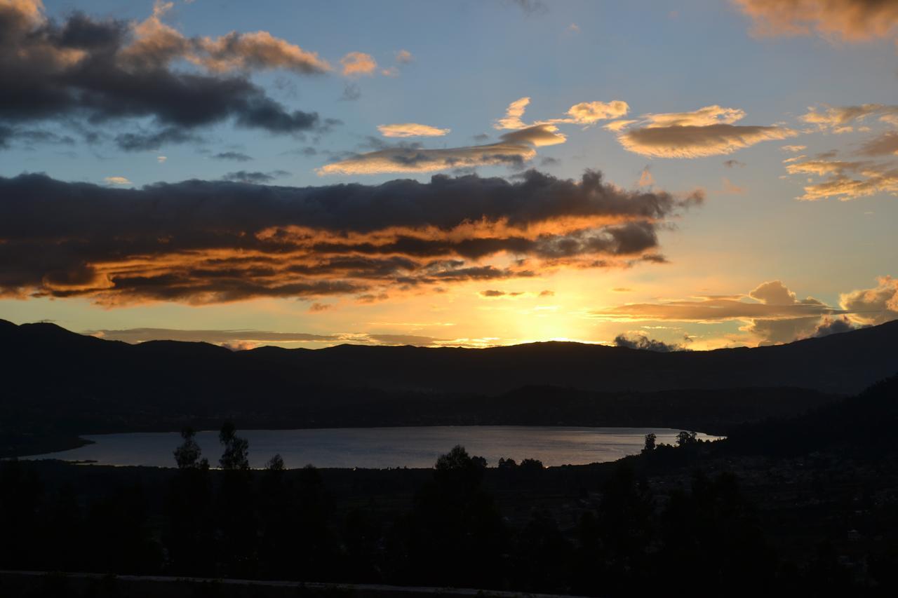 Hotel Medina Del Lago Otavalo Eksteriør billede